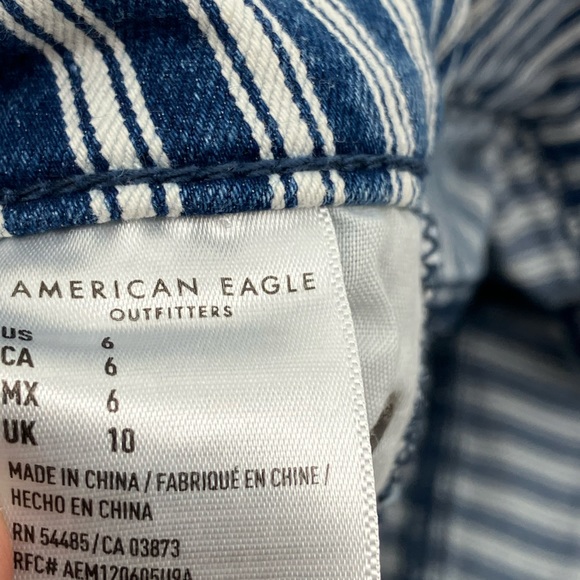 American Eagle Blue Striped Shorts Women Size 4 Stretch - Picture 5 of 5